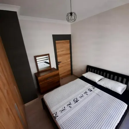 Apartament Diamond Park Sitesi *