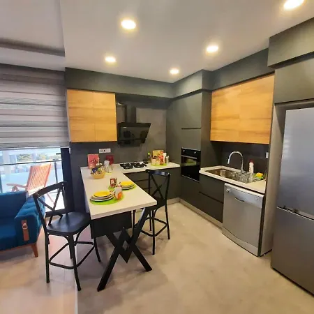 Diamond Park Sitesi Apartamento Cirénia